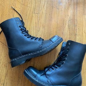 T.U.K. vegan combat boots